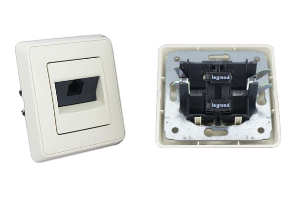 خرید تجهیزات شبکه لگراند